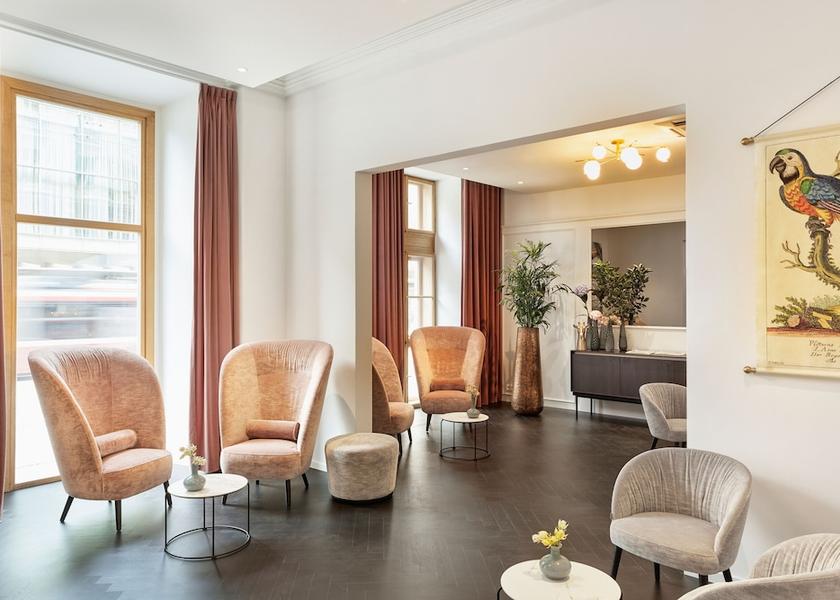 Salzburg State Salzburg Lobby