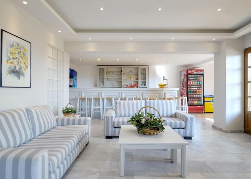 Crete Agios Nikolaos Lobby sitting area