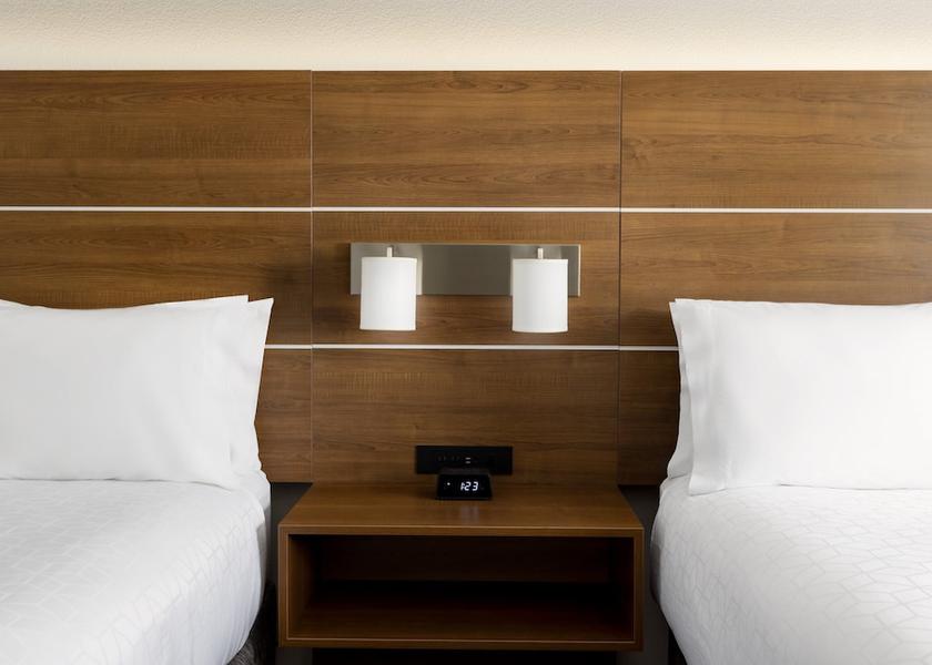 California Oakhurst Room