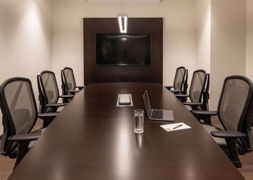 Ontario Ottawa Meeting Room