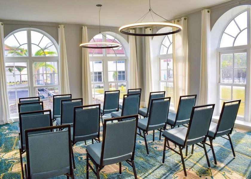 Mississippi Gulfport Meeting Room