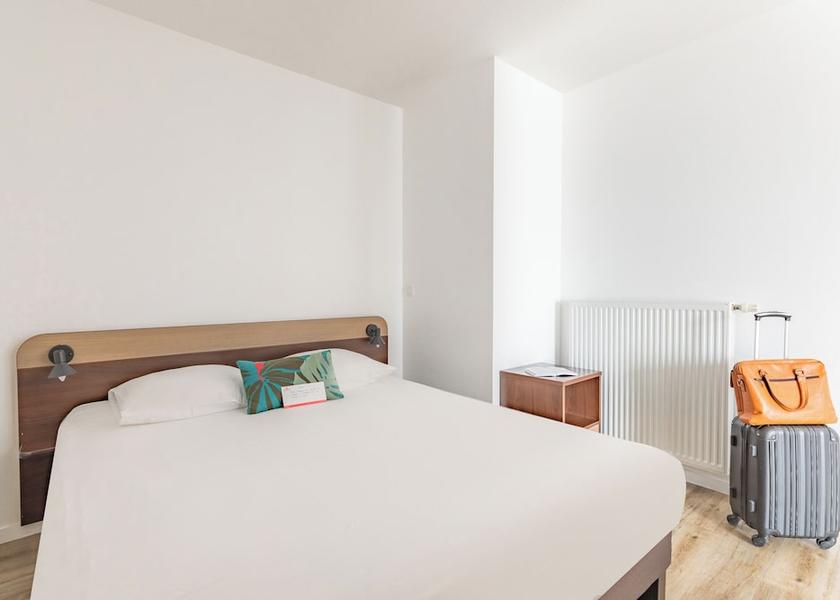Bourgogne-Franche-Comte Chalon-Sur-Saone Room