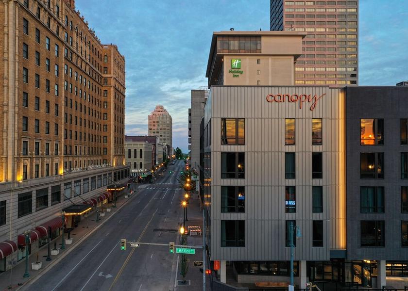 Tennessee Memphis Exterior Detail