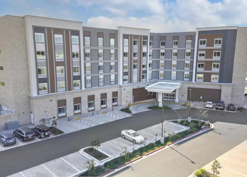 California Fremont Facade