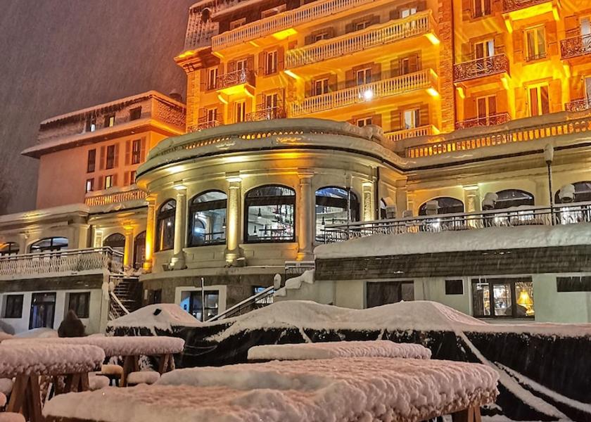 Auvergne-Rhône-Alpes Chamonix-Mont-Blanc Front of property