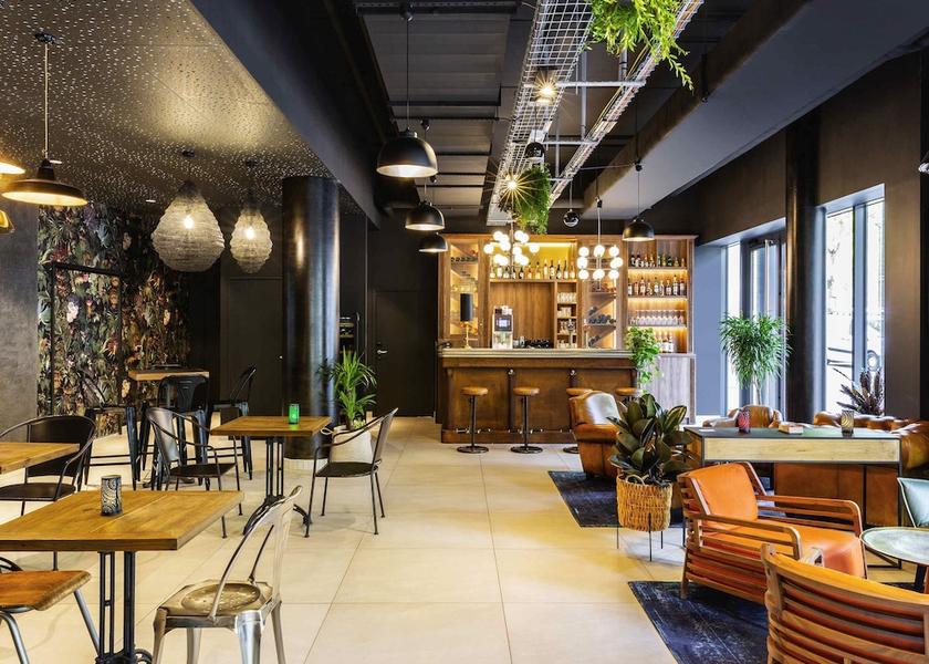 Ile-de-France Puteaux Bar