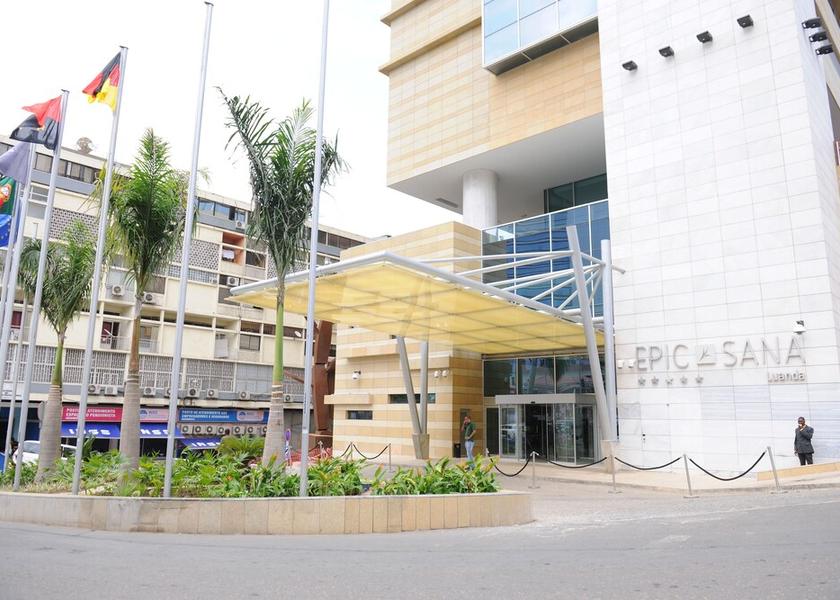  Luanda Exterior Detail