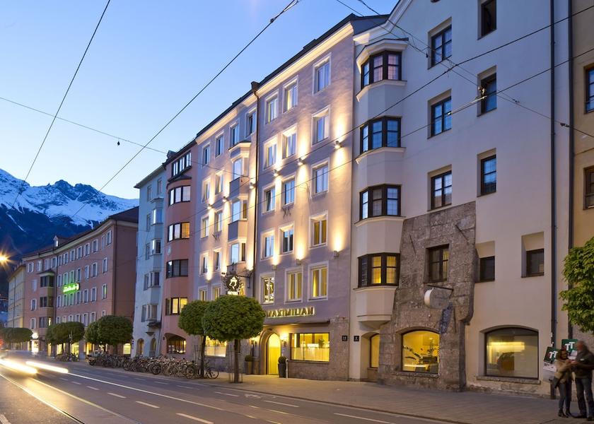 Tyrol Innsbruck Front of property - evening/night