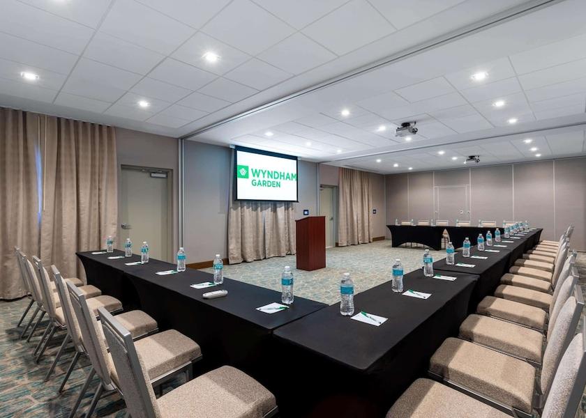Florida Miami Springs Meeting Room
