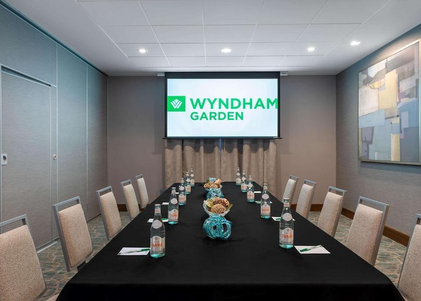 Florida Miami Springs Meeting Room