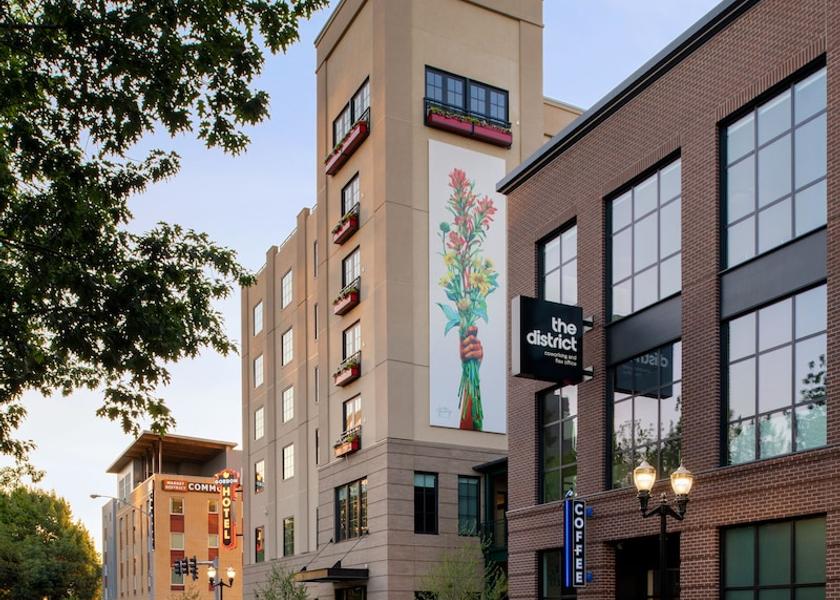 Oregon Eugene Exterior Detail