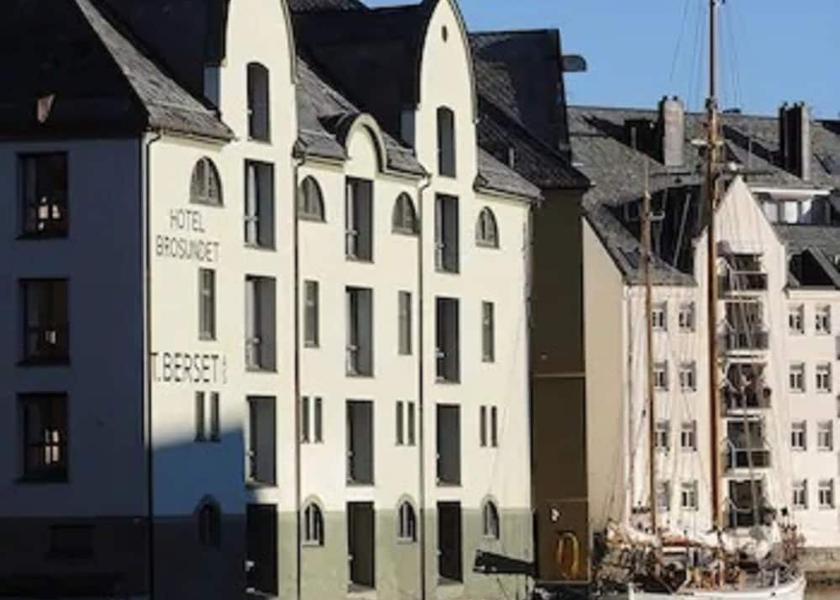 More og Romsdal (county) Alesund Facade