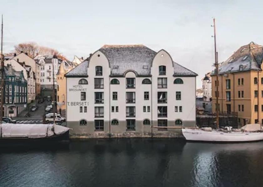 More og Romsdal (county) Alesund Facade
