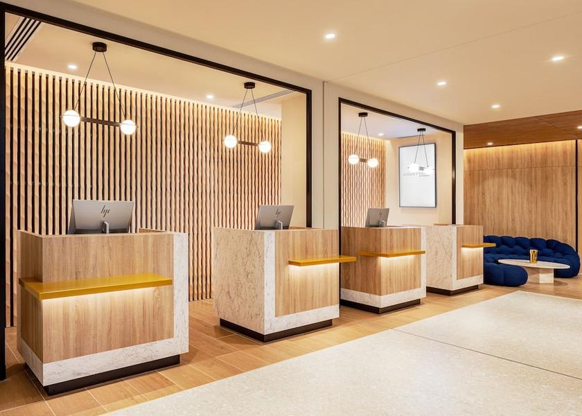 Île-de-France Roissy-en-France Reception