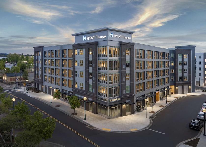 Oregon Beaverton Exterior Detail