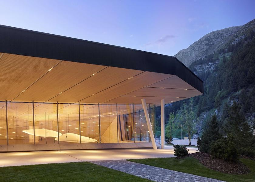 Uri Andermatt Ballroom