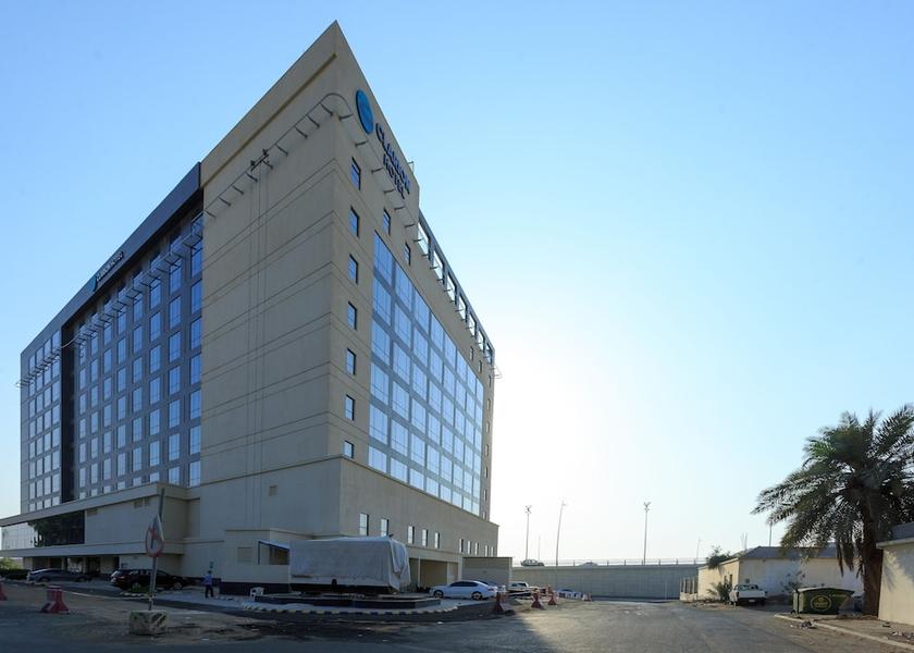  Jeddah Exterior Detail