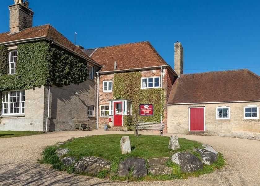 England Marlborough Exterior Detail