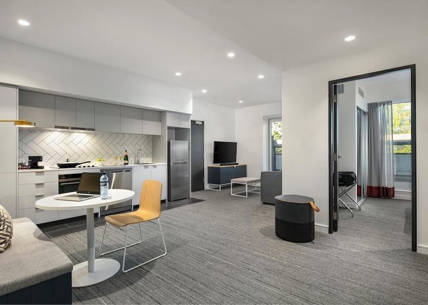 New South Wales Canberra In-Room Dining