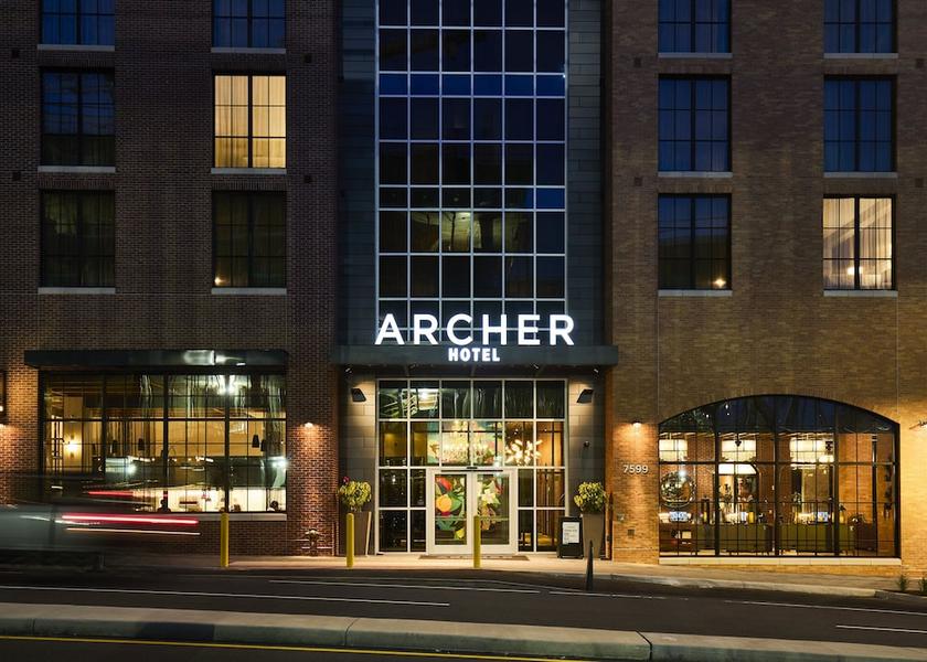 Virginia McLean Exterior Detail