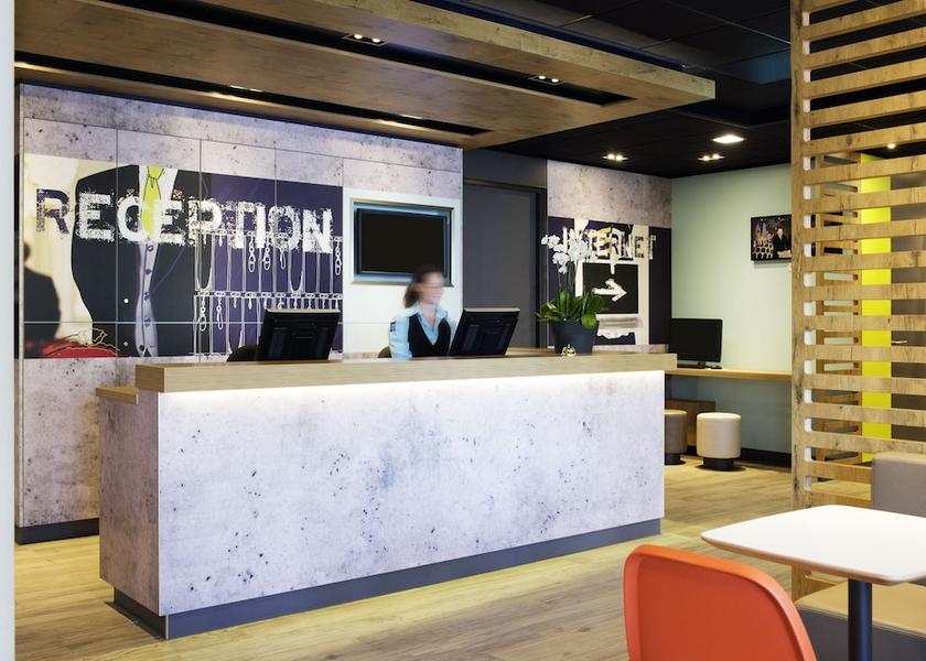 Auvergne-Rhone-Alpes Saint-Etienne Reception