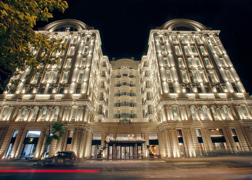  Baku Hotel Exterior