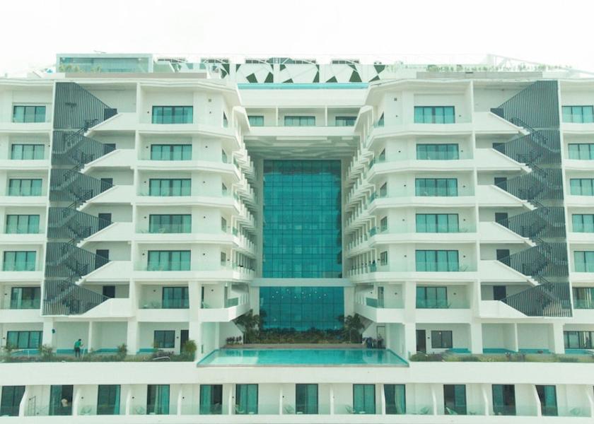  Pasay Exterior