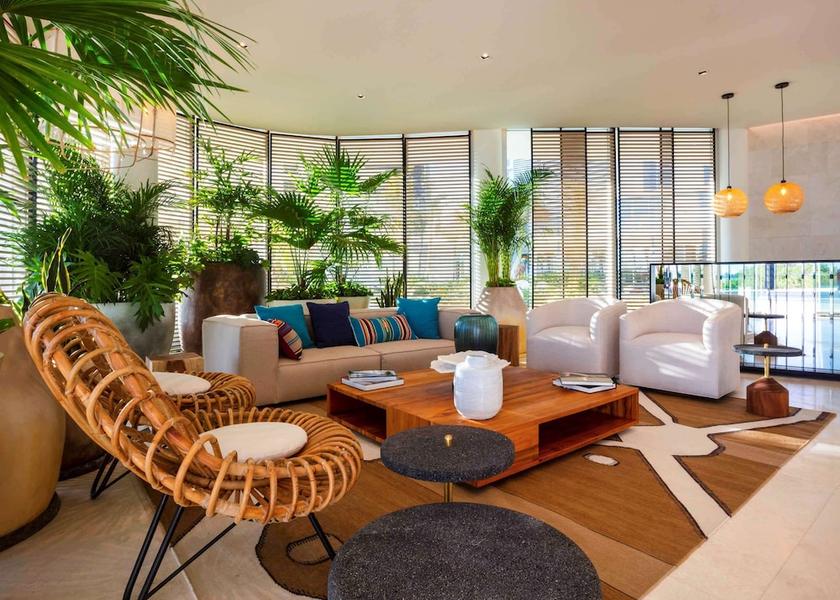 Quintana Roo Cancun Lobby sitting area