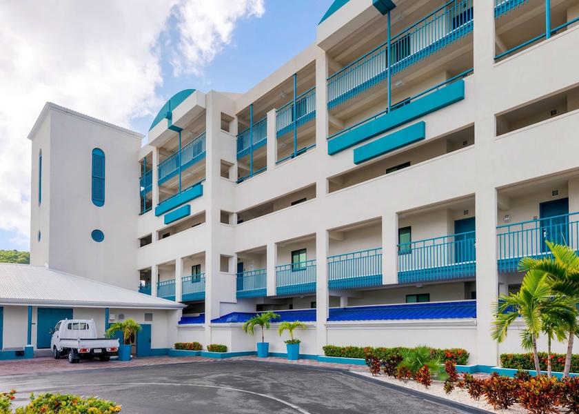  Simpson Bay Exterior Detail
