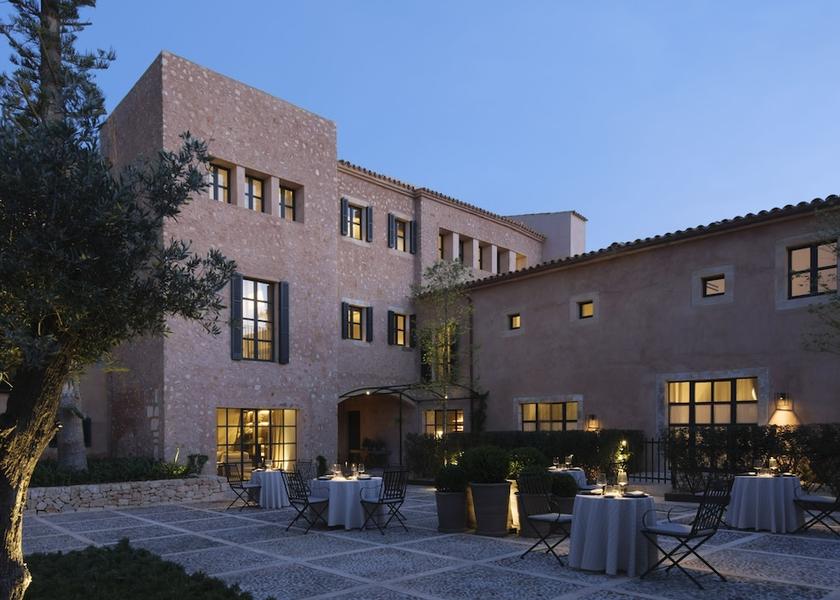 Balearic Islands Santanyi Courtyard