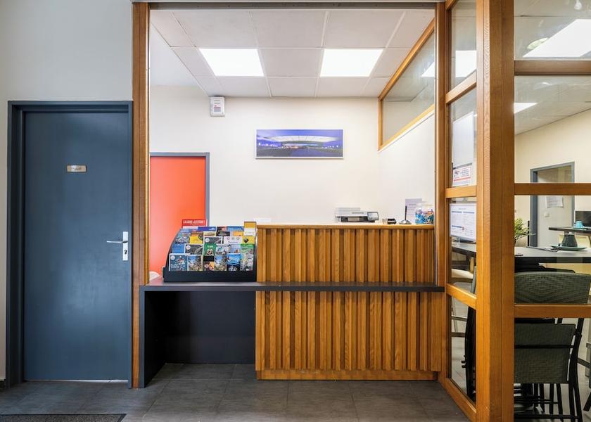 Auvergne-Rhone-Alpes Saint-Etienne Reception