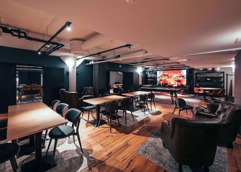  Helsinki Meeting Room
