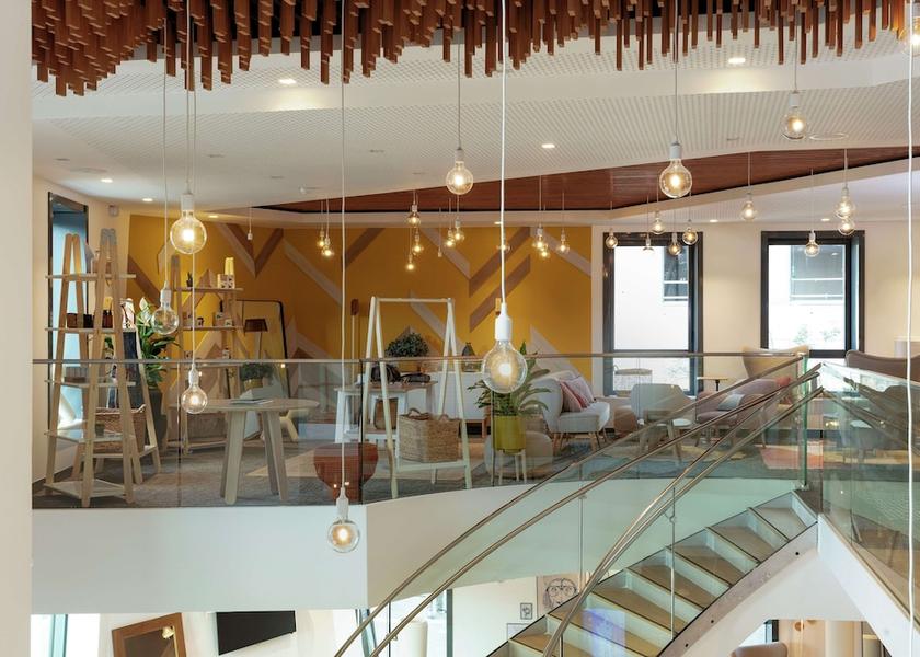 Ile-de-France Massy Lobby