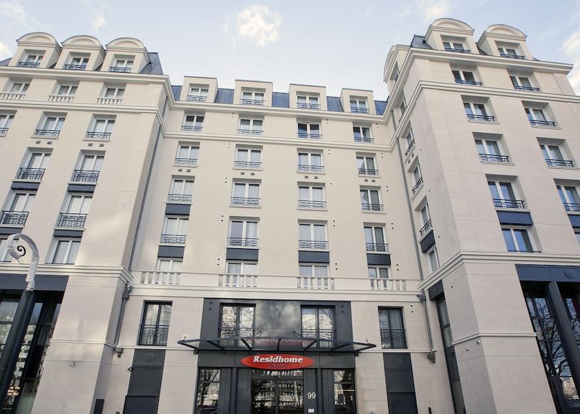 Ile-de-France Puteaux Facade