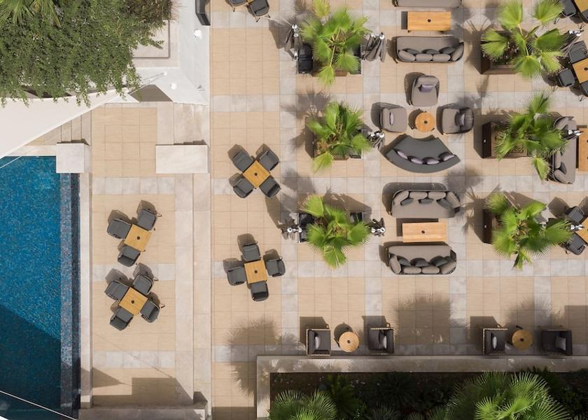  Tunis Exterior Detail