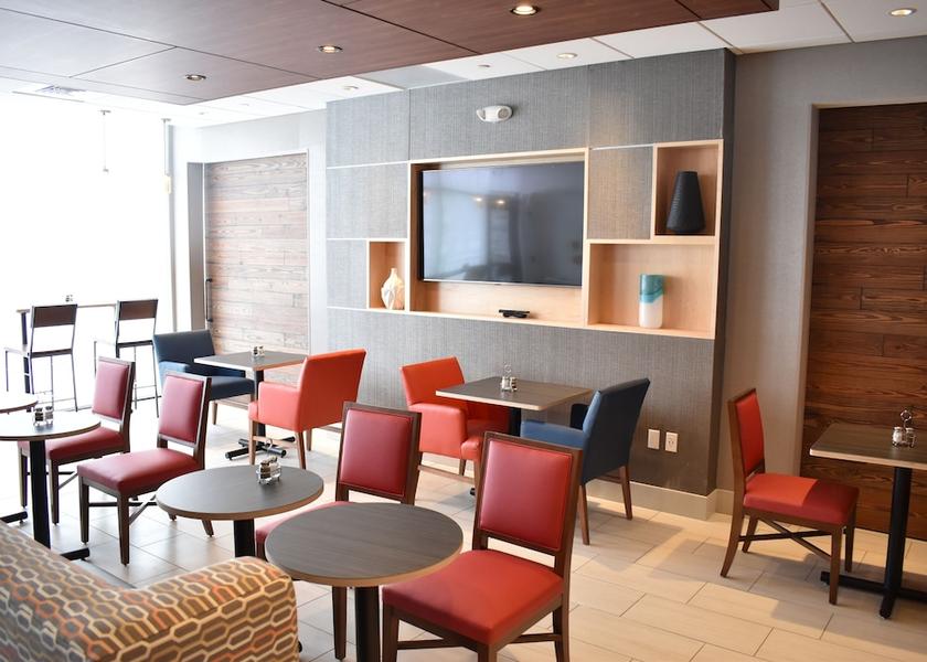 Massachusetts Randolph Dining Area