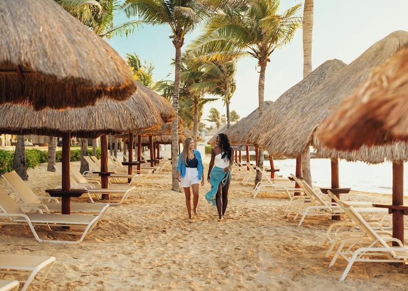 Quintana Roo Puerto Morelos Exterior Detail