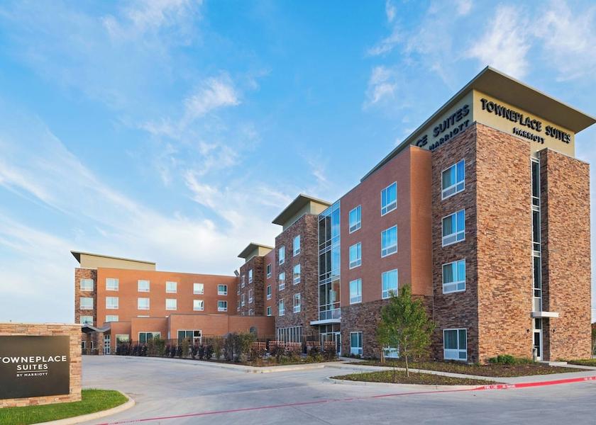 Texas Irving Exterior Detail