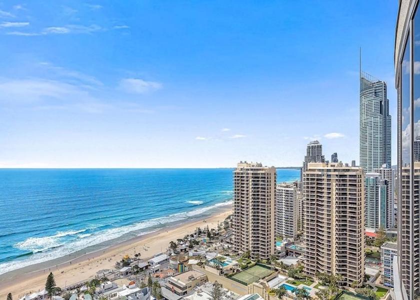 Queensland Gold Coast Beach/ocean view