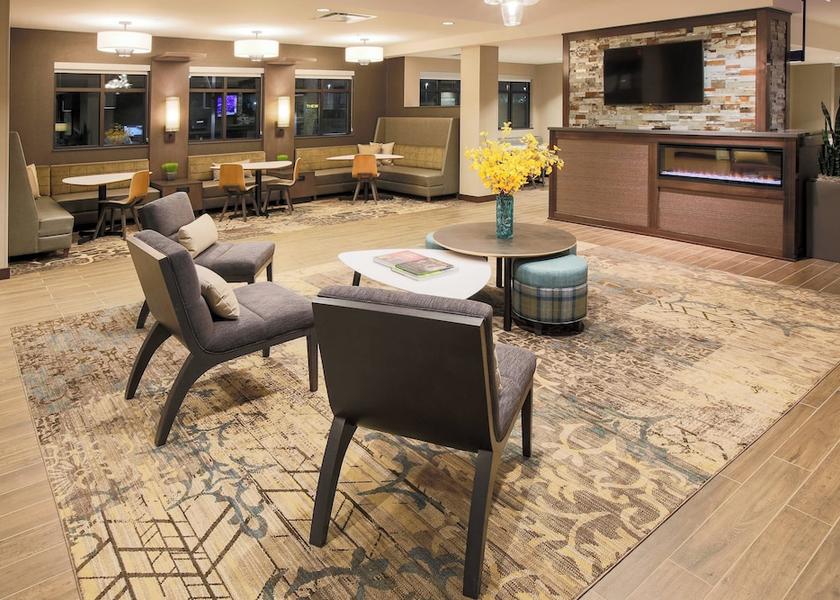 Colorado Louisville Lobby