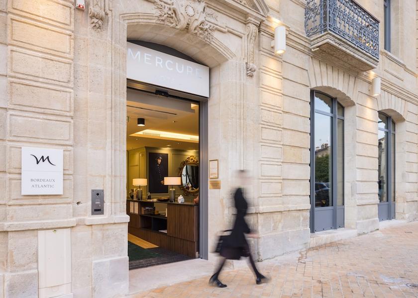 Nouvelle-Aquitaine Bordeaux Facade