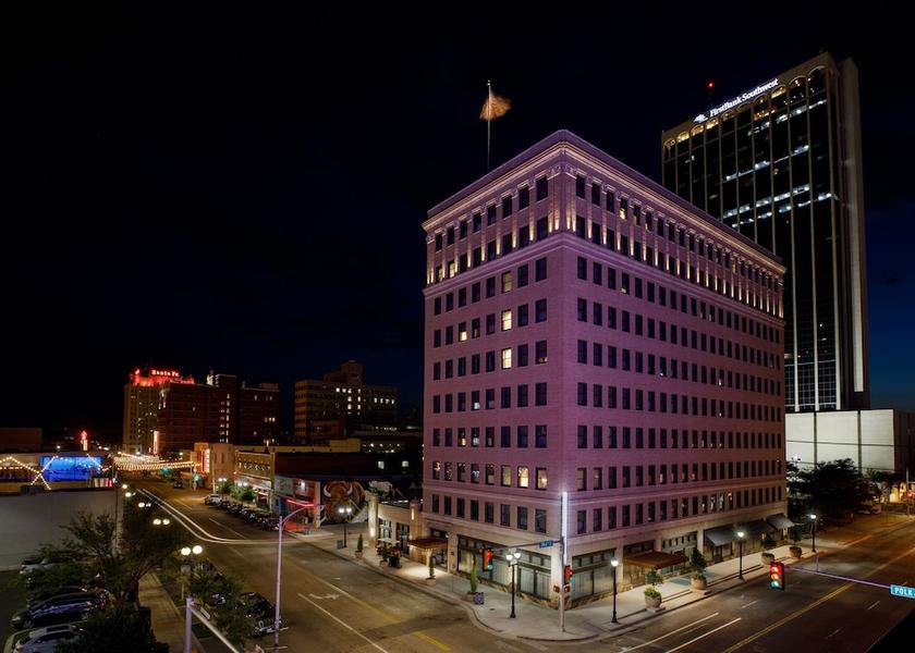 Texas Amarillo Exterior Detail