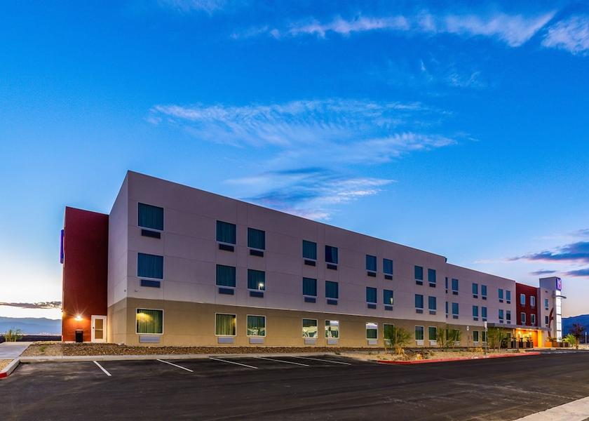 New Mexico Las Vegas Exterior Detail