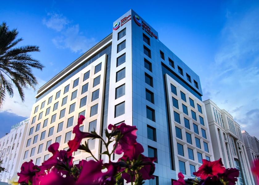  Muscat Exterior Detail