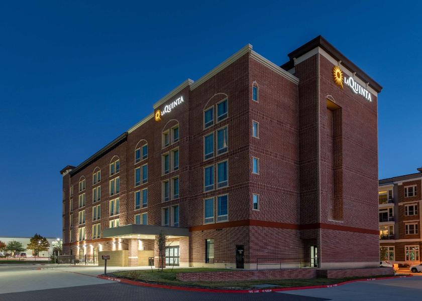 Texas Frisco Hotel Exterior