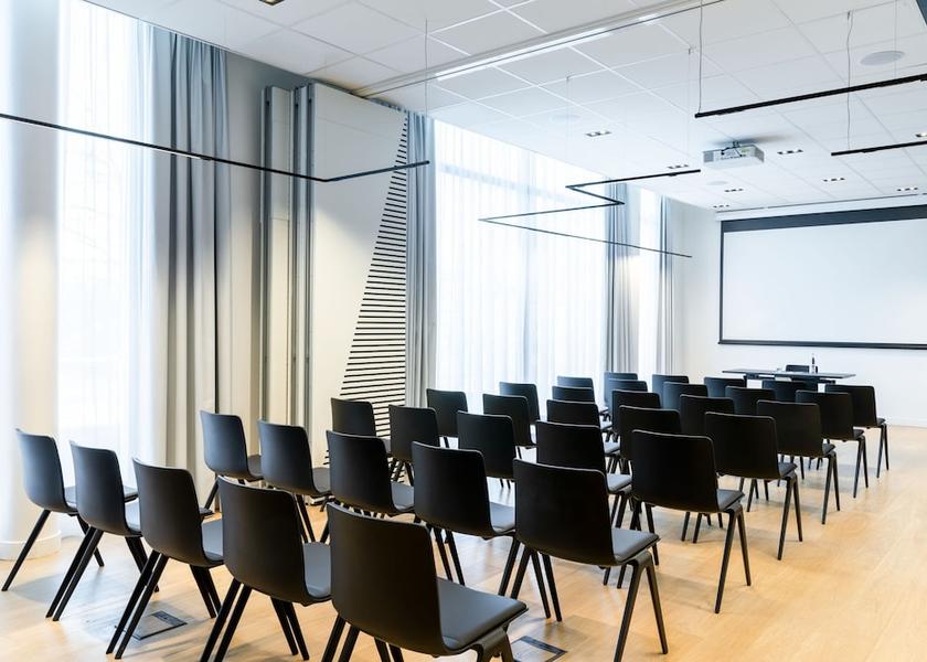 Île-de-France Creteil Meeting facility
