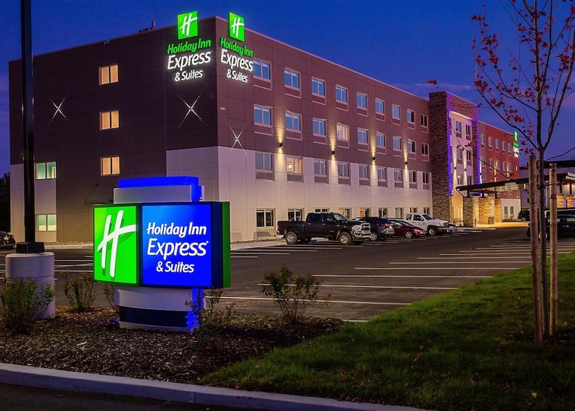 Nova Scotia Dartmouth Exterior Detail