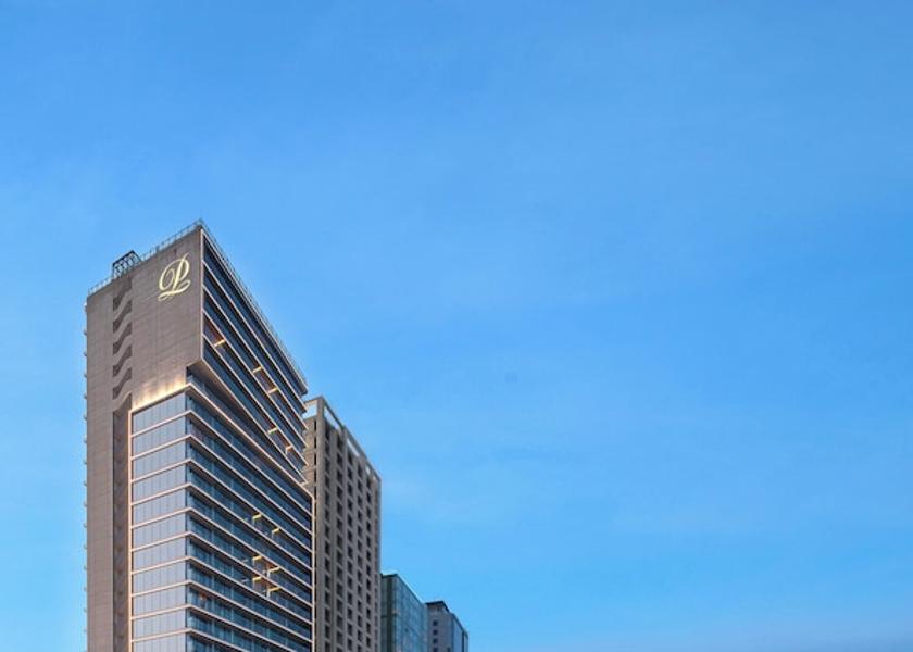 Thua Thien-Hue Da Nang Facade