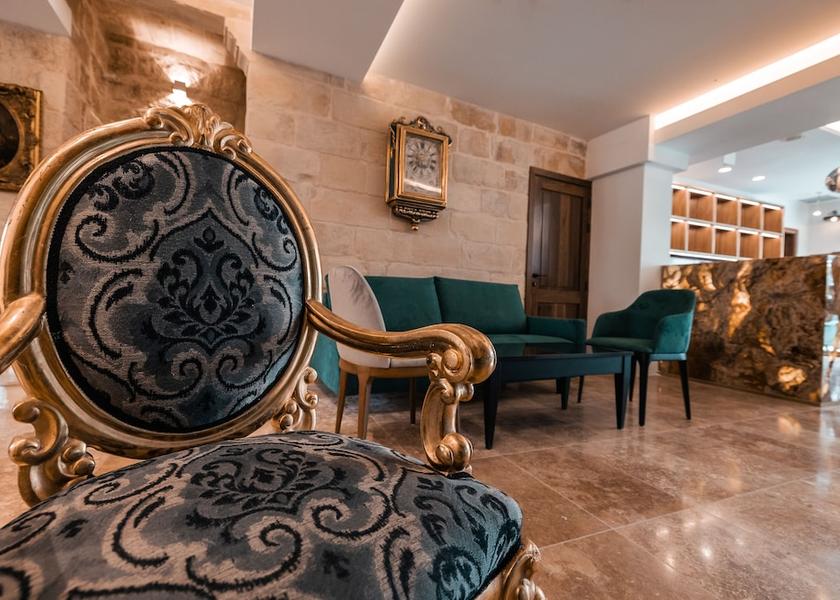  Naxxar Reception