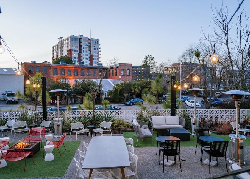 North Carolina Raleigh Courtyard